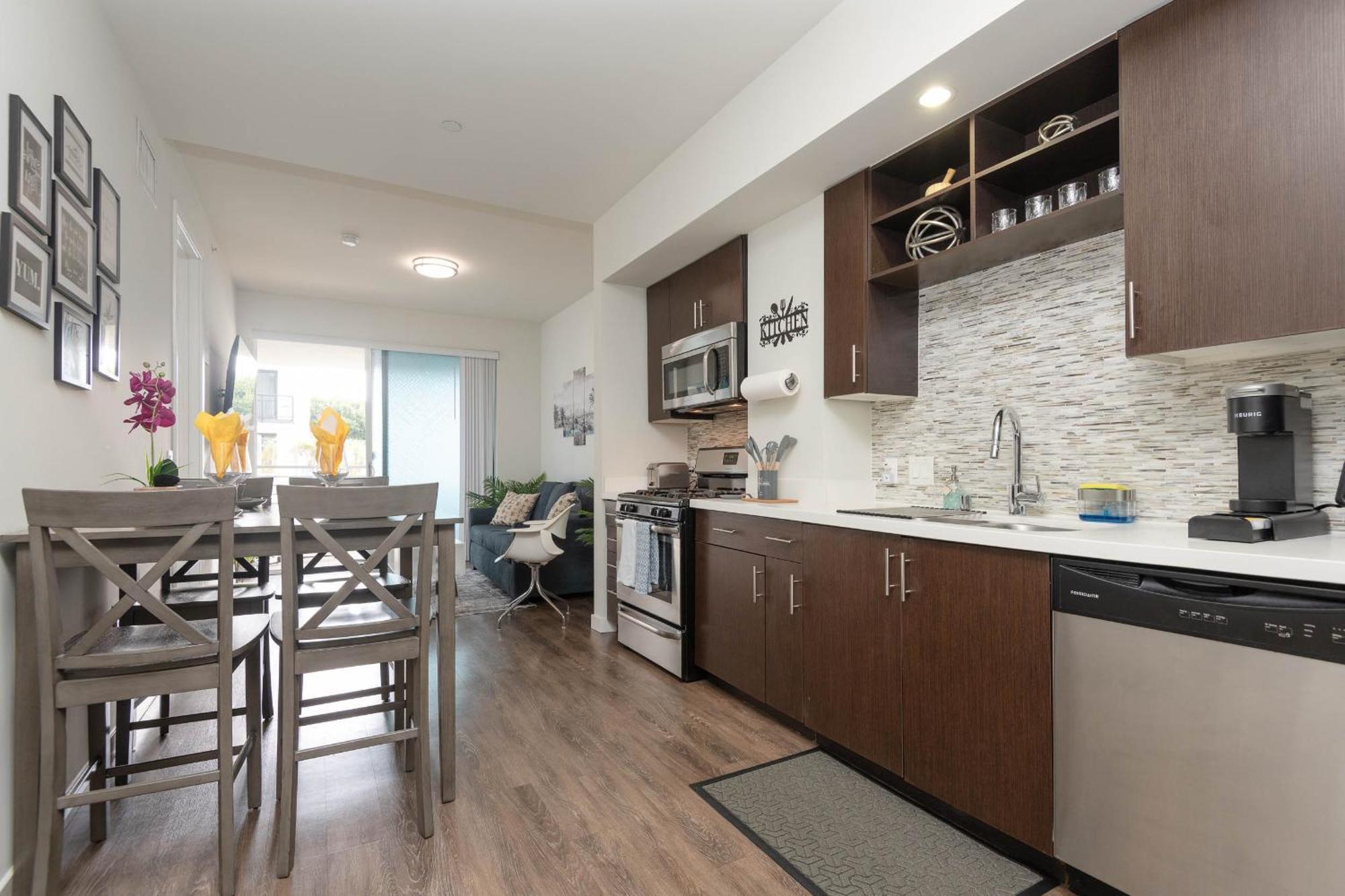 Viewpoint Apartment *